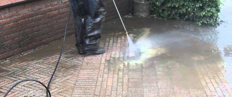 terras-schoonmaken